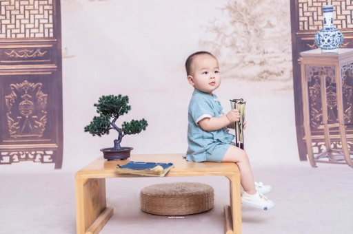 柳林宝宝几个月翻身才正常
